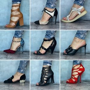 Shoe show !!! Like to be notified!! Shoes size 10!